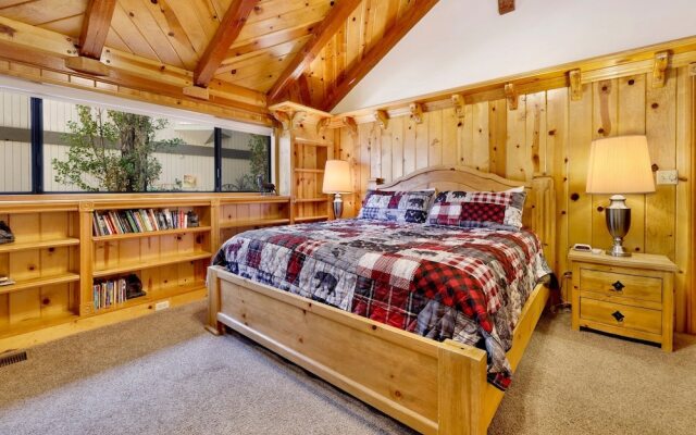 Bearfoot Lodge #2030