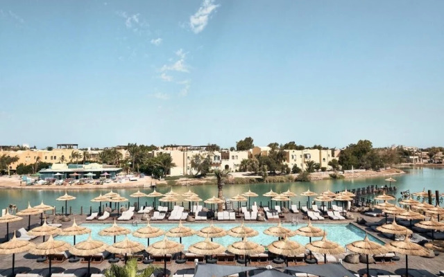 SkyWay  apartments El Gouna