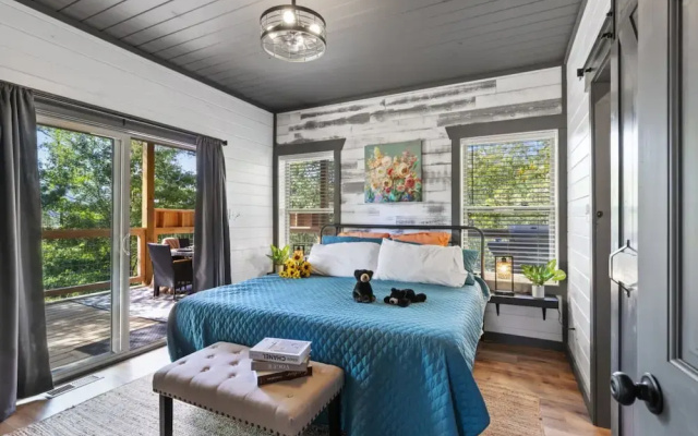 Sweet Escape By Ghosal Luxury Lodging