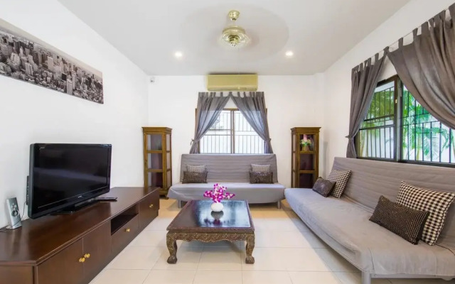 Royal Park Apartments