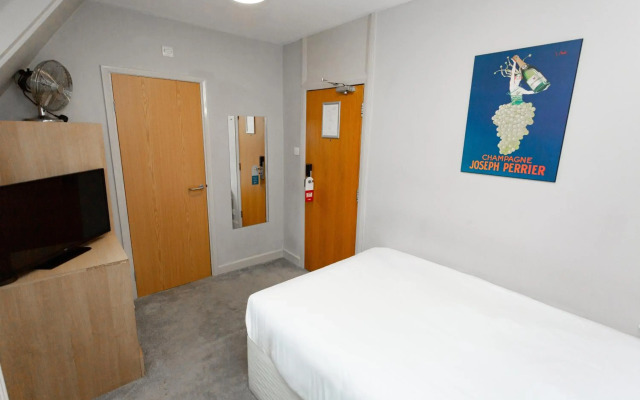 Corner House Hotel
