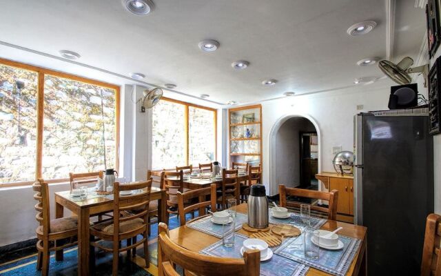 Hotel Lake Inn - A Luxury Lake View Hotel