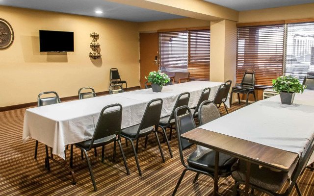 Suburban Extended Stay Hotel East