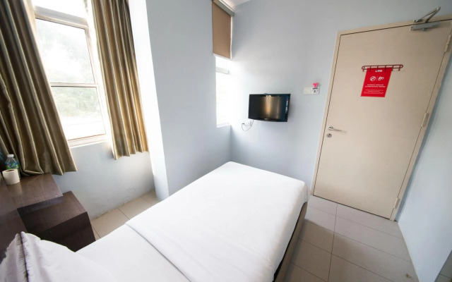 Golden Pearl Hotel Near Universiti Tun Hussein Onn Malaysia UTHM