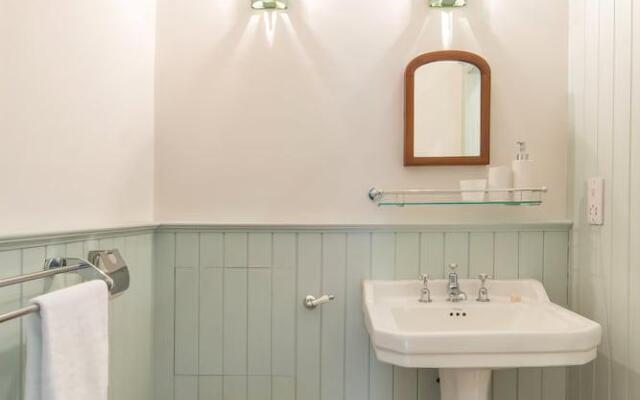 The Pavilion at Lamb's House