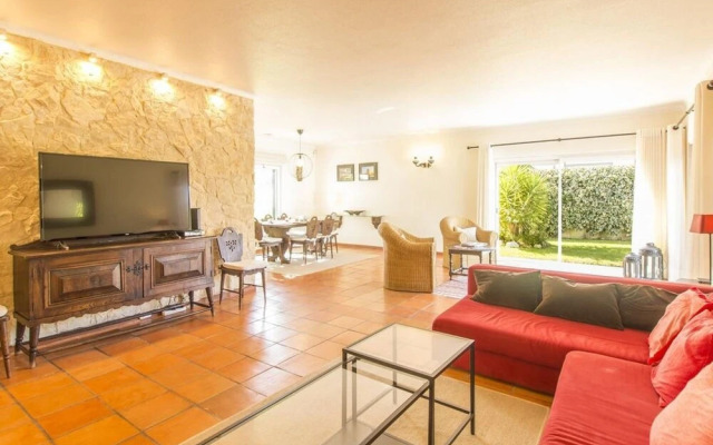 Villa Goreti AL in Amora