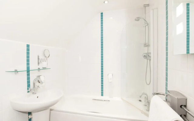 Unicorn, Gunthorpe by Marston's Inns