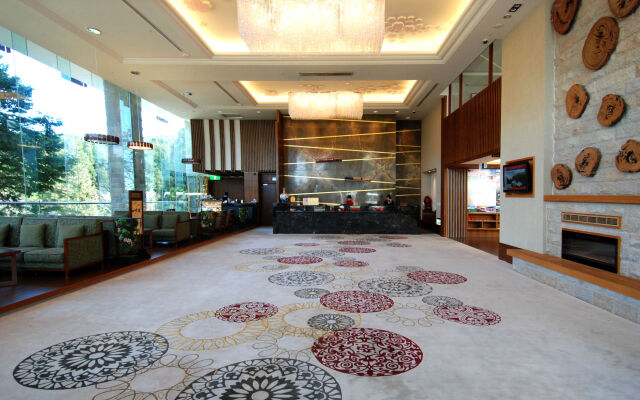 Alishan Hotel