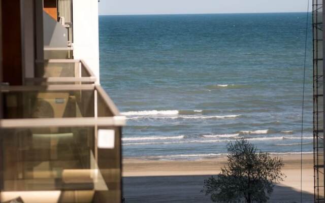 Apartamente Sunrise Tomis Villa