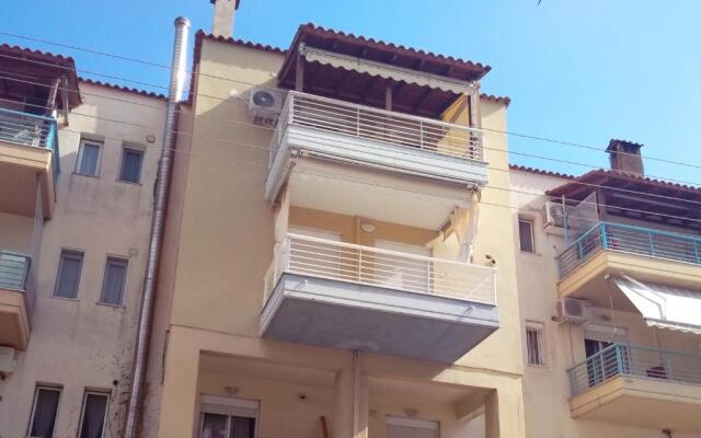 Rozy House Nei Epivates Thessaloniki ( Near the sea)