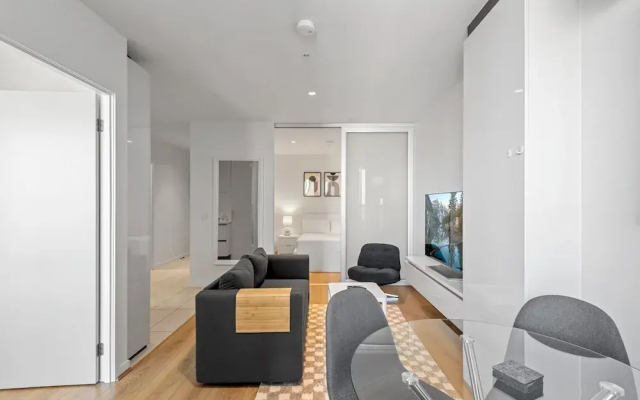 Melbourne CBD 2bed With Gym, Sauna & Pool Access