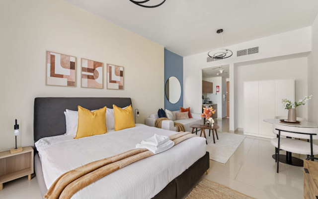 Silkhaus Holiday Studio Stay in Julphar Tower