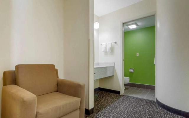 Sleep Inn & Suites Omaha Airport