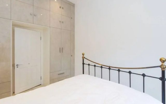 Modern Notting Hill 2 Bedroom Flat