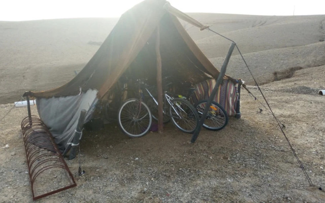Ghwirate Taalab Bivouac - Campsite