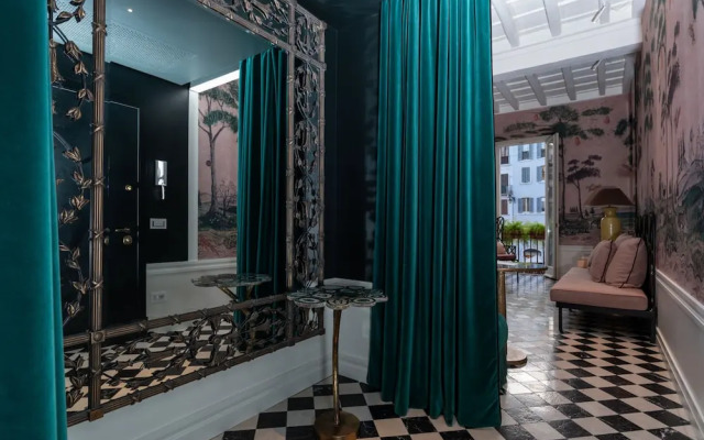 Wonder Balcony Morgana