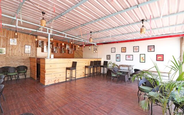 OYO 5049 Hotel Doon