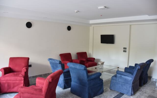 Shishly Palace Hotel