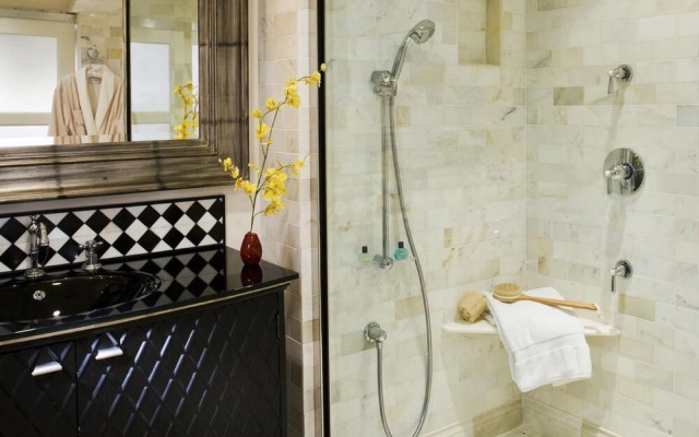 Swann House Historic Dupont Circle Inn