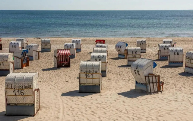 Strandhaus-Nr-9-OG-rechts