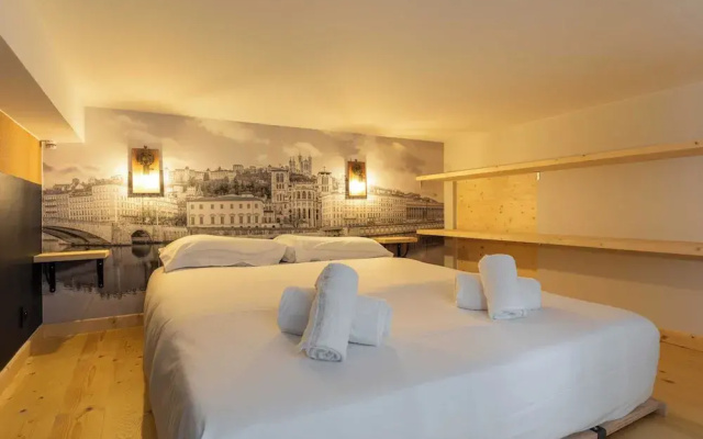 Dify Saint Benoit - Hotel de Ville