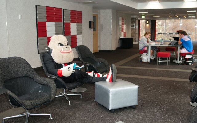 The University of Georgia Center for Continuing Education & Hotel