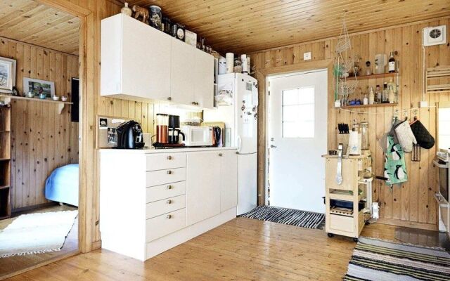 7 Person Holiday Home in Allingsas, Sverige