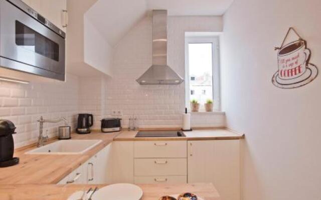 BmyGuest - Bica River View Apartments