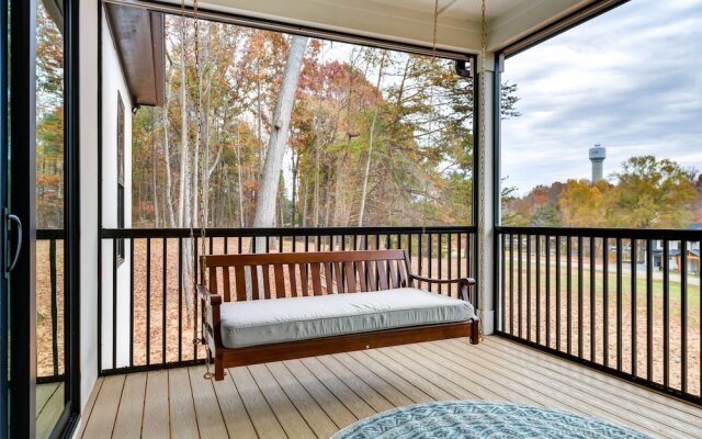 Bright Mooresville Retreat, Steps to Lake Norman!