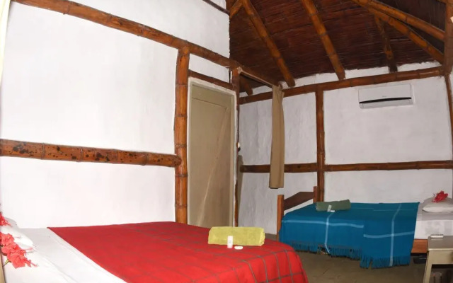 Hostal Viejamar - Hostel