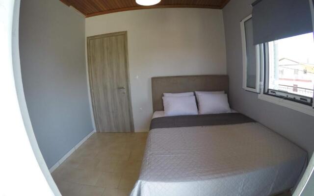 Nikos psathaki apartment