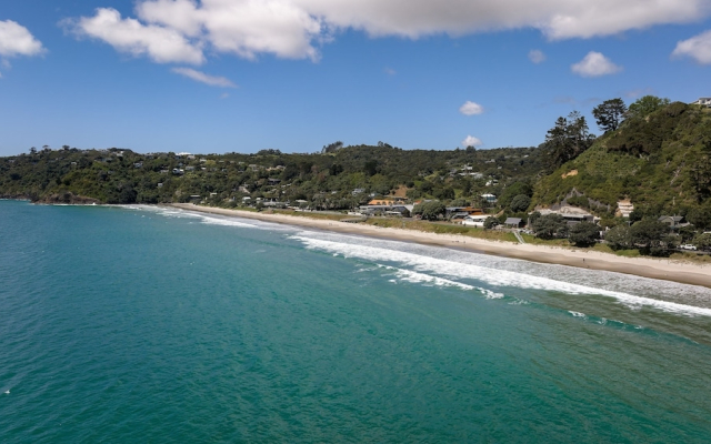 Onetangi Beach Apartment 7