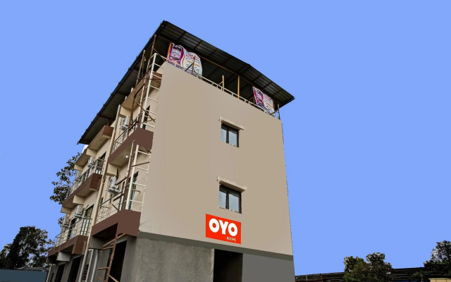 OYO 70016 Om Sai Ram Residency