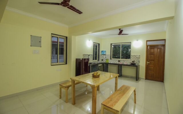 OYO 10297 Home Sunset View 2BHK Dona Paula