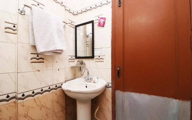 Pooja Hotel By OYO Rooms