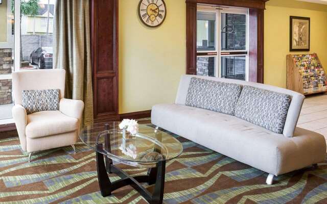 Comfort Suites Harvey - New Orleans West