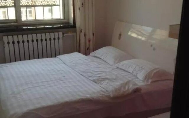 Erguna Lvyue Family Hotel