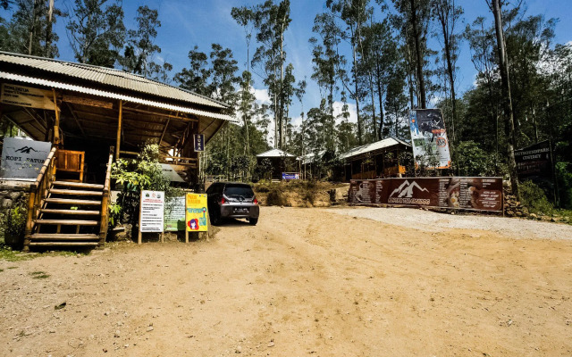 OYO 3772 Cigadog Residence