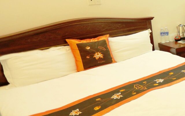 Van Hoa Ninh Binh Hotel