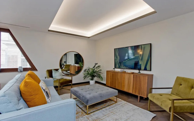 2-bed Superior Apt 416