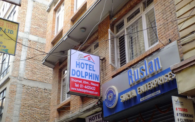 Hotel Dolphin