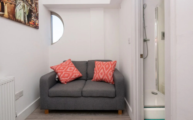 Quirky Studio Apartment