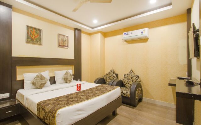 OYO 10168 Hotel AVS Sweet Magic