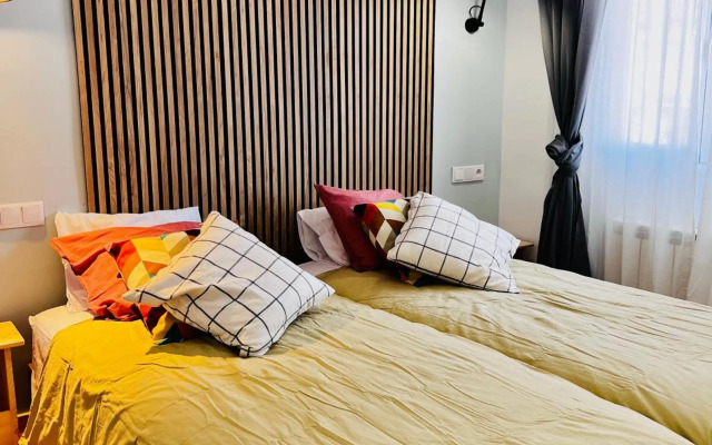 SG Apartamentos - LA CASA DE SOFÍA VUT-47-14