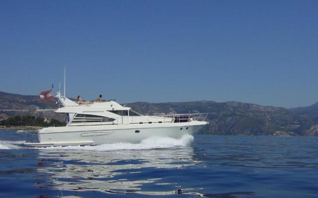 Yacht Summertime 3 Bedrooms