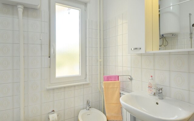 Apartment in Pula Near the Sea