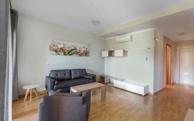 Charming 4-Bed Villa in Denia