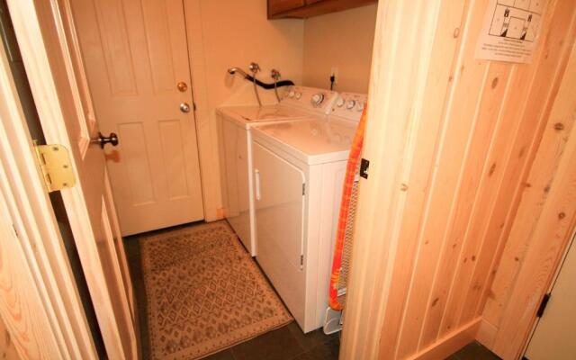 Mountainback #57, Den