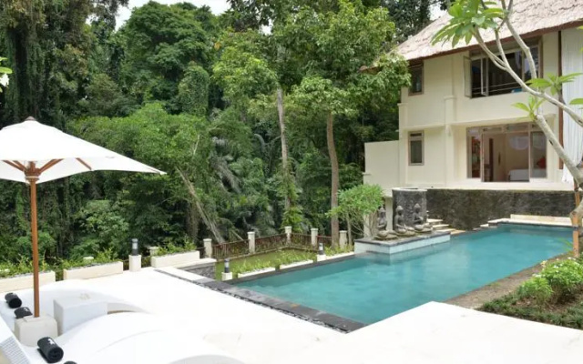 Villa Jewel – Pool – Cepaka