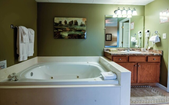 Whispering Pines 224